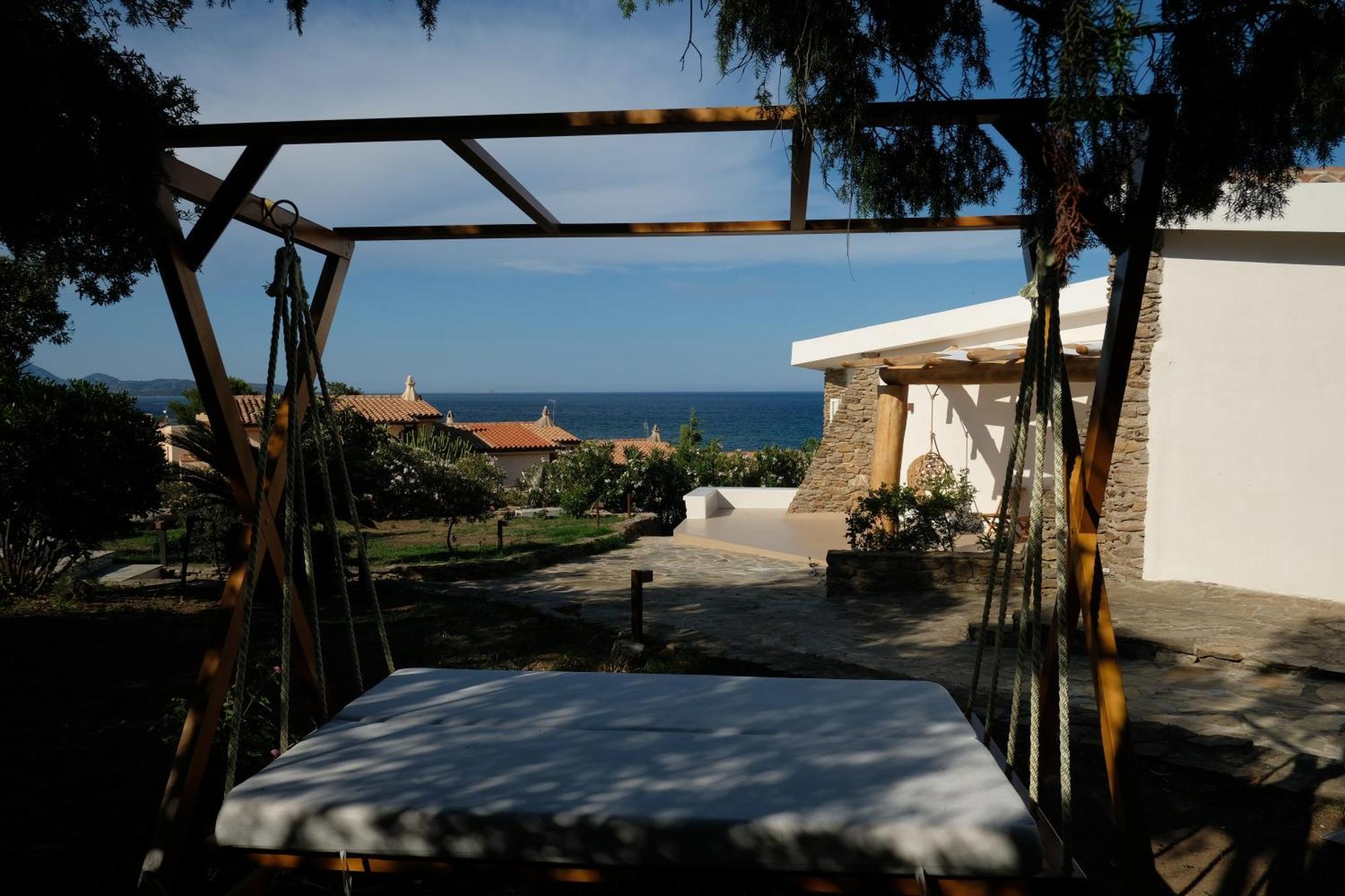 Amoreddu San Teodoro  Luaran gambar